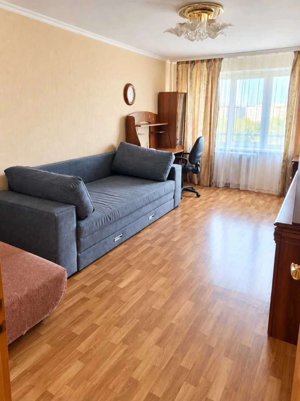 Є газ. Продаж 1-кімнатної квартири біля метро. Оболонський п