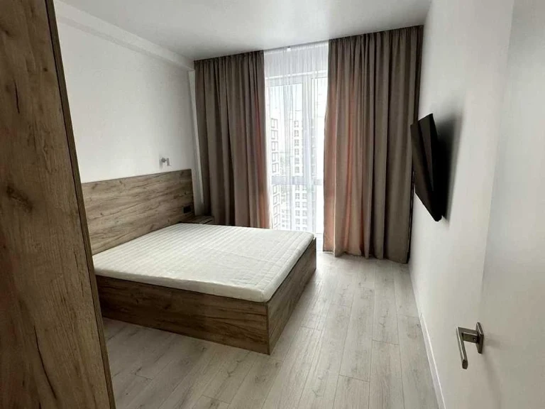 Квартира. Київ, Михайла Максимовича вул.