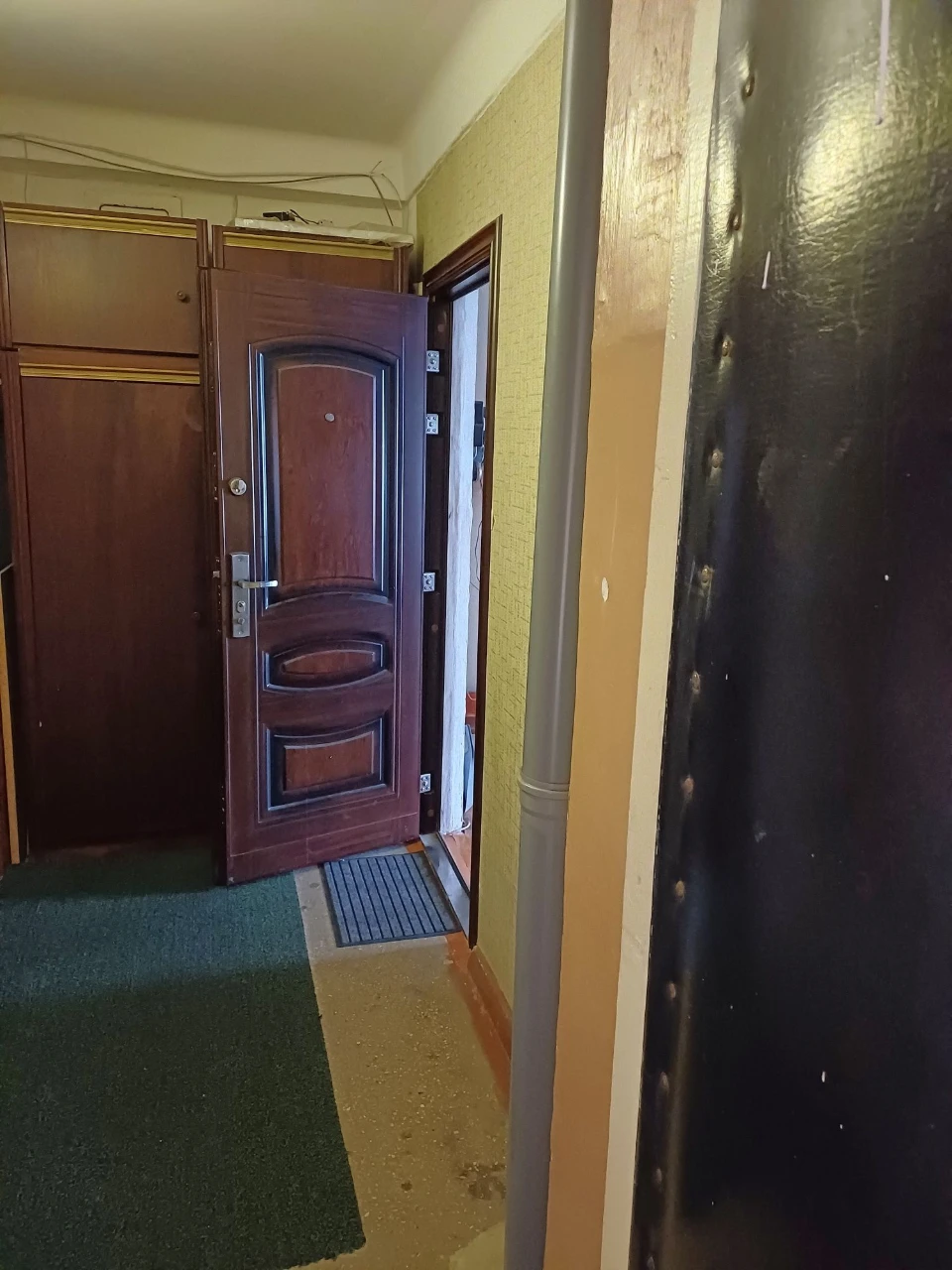 Продажа 1кв на Космосе . Ост. Европейская.