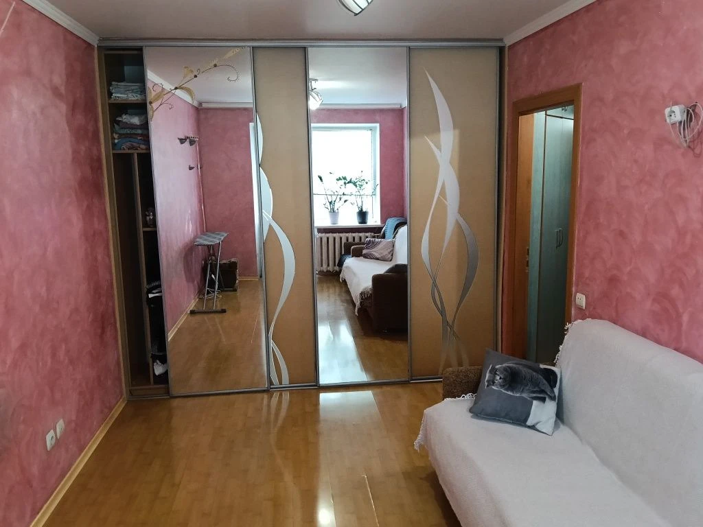 Продаж 3х кімнатної квартири покращеного планування