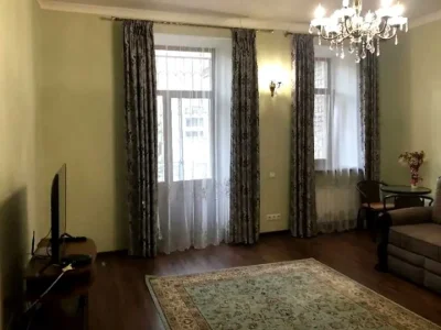 Квартира. Київ, В'ячеслава Липинського вул.