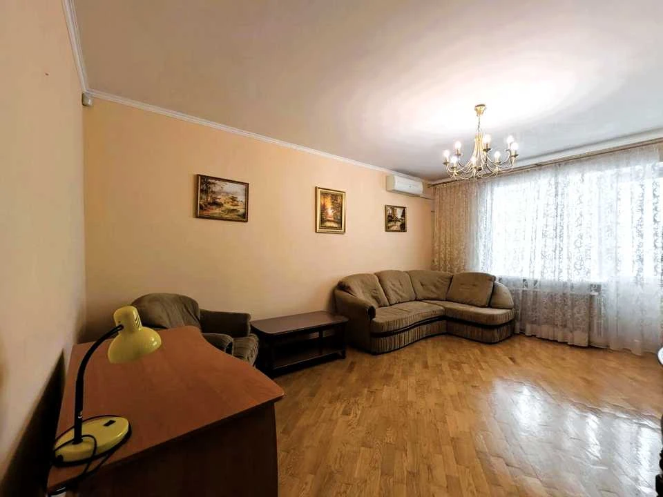 Квартира. Київ, Смілянська вул.