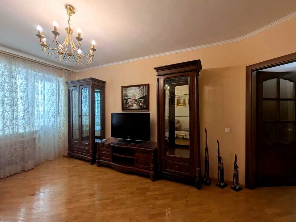 Квартира. Київ, Смілянська вул.