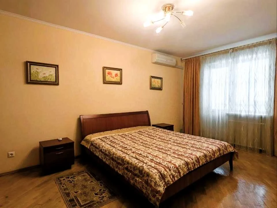 Квартира. Київ, Смілянська вул.