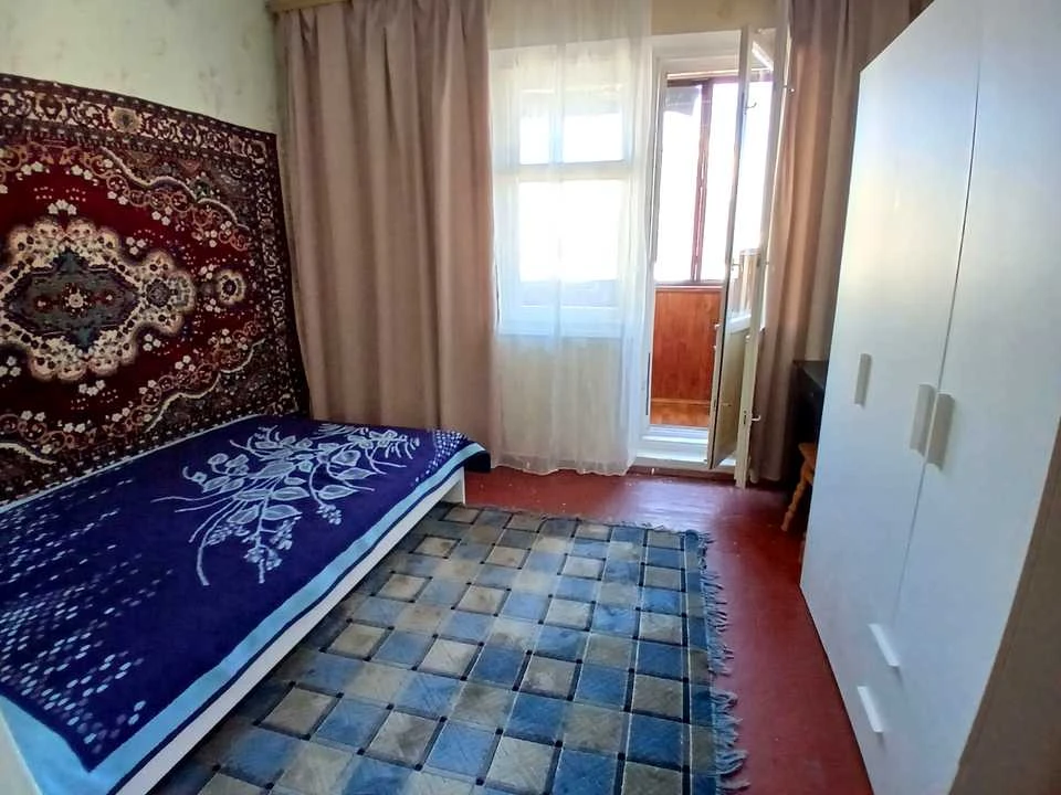 Квартира. Київ, Драгоманова вул.