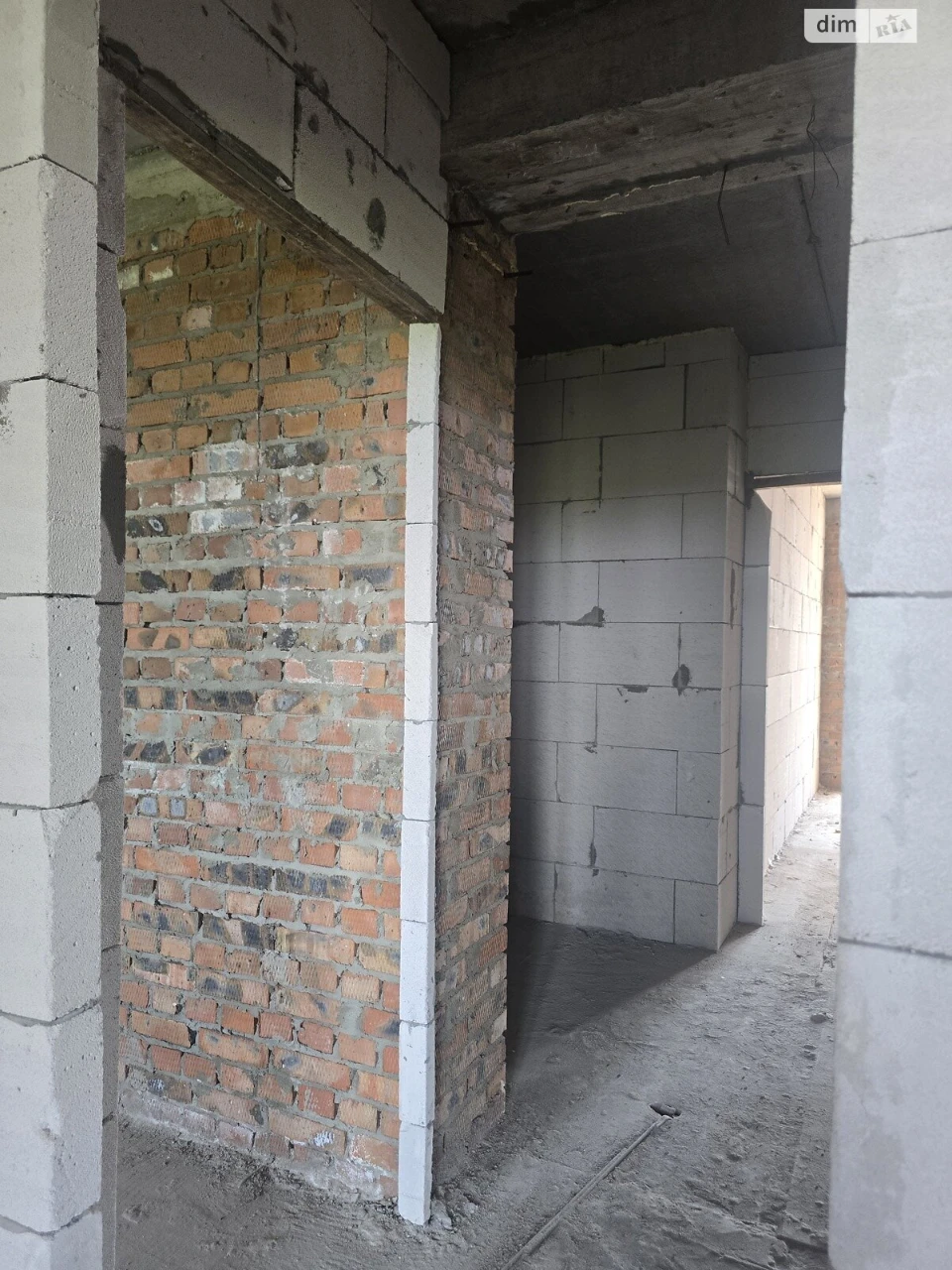 Продаж Квартира Озерна