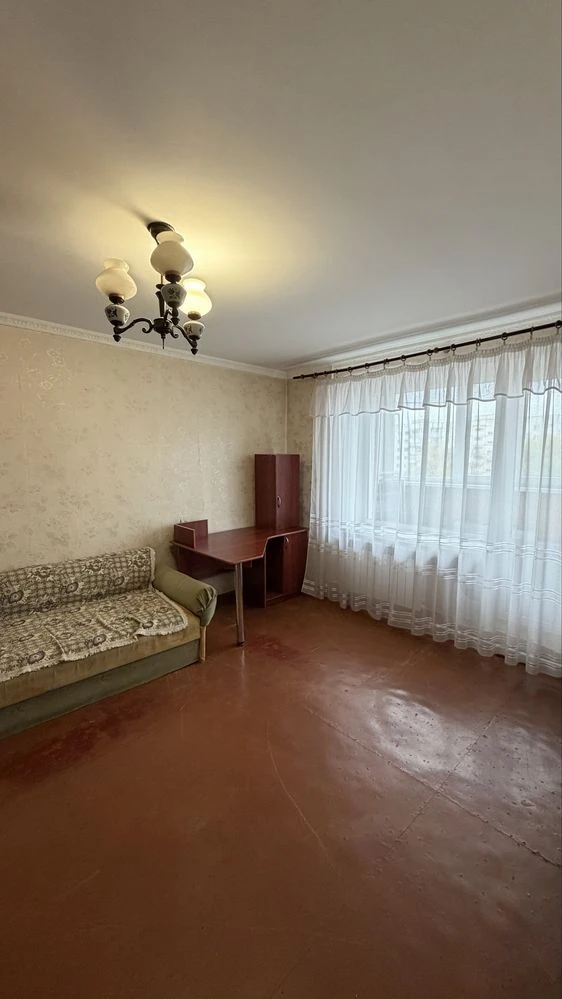 1к квартира Бикова (36кв) 5/9кирп не угловая косметика
