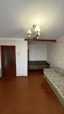 1к квартира Бикова (36кв) 5/9кирп не угловая косметика