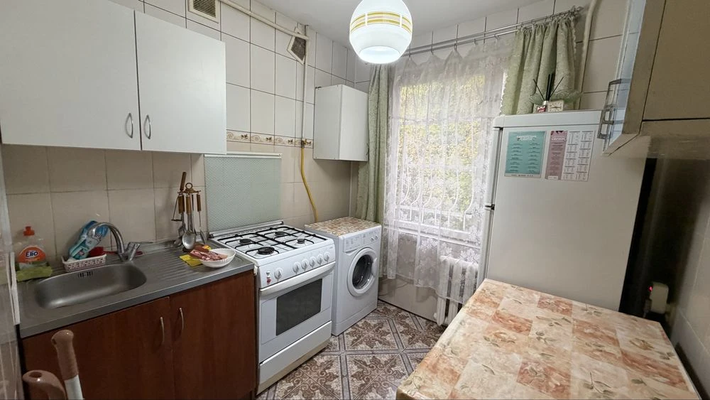 Однокімнатна на Науковій