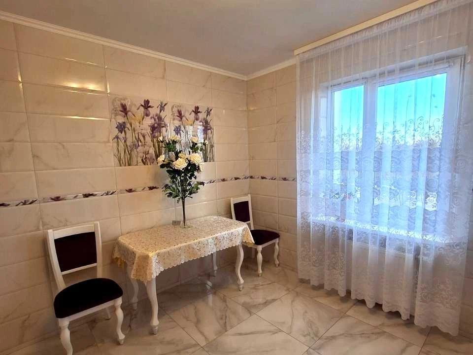 Квартира. Київ, Здолбунівська вул.