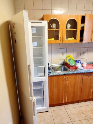 Продам 2-к кв. Захисників України, Спортивна
