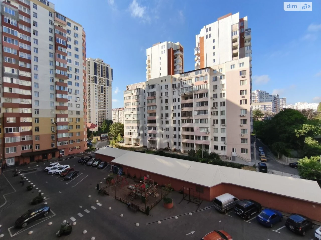 Продажа квартир Приморский.