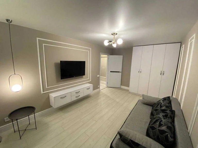 For sale: 1-bedroom apartment in Saltovka, Pavlova Academy, major renovations, nearby