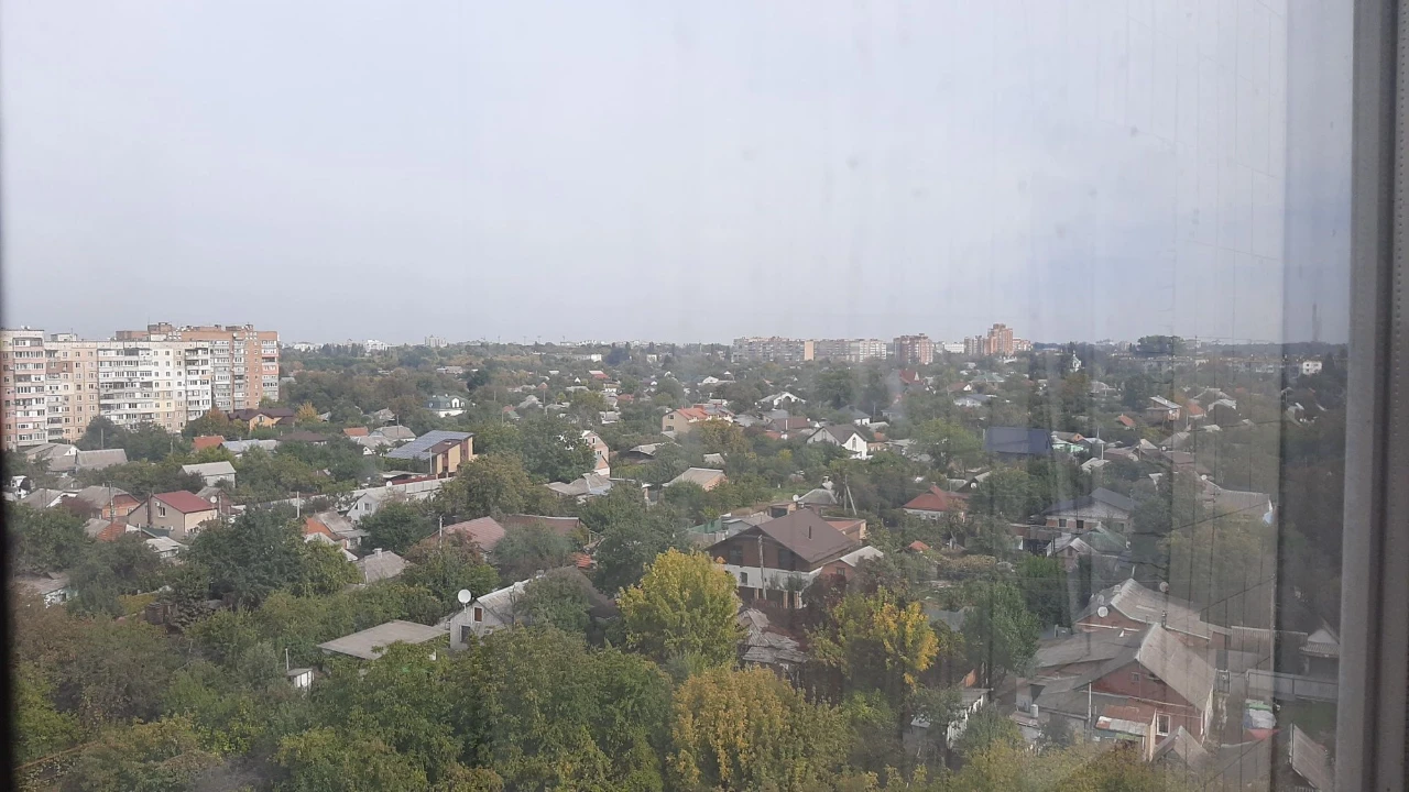 Продається 3х  кімнатна квартира в районі Мотель