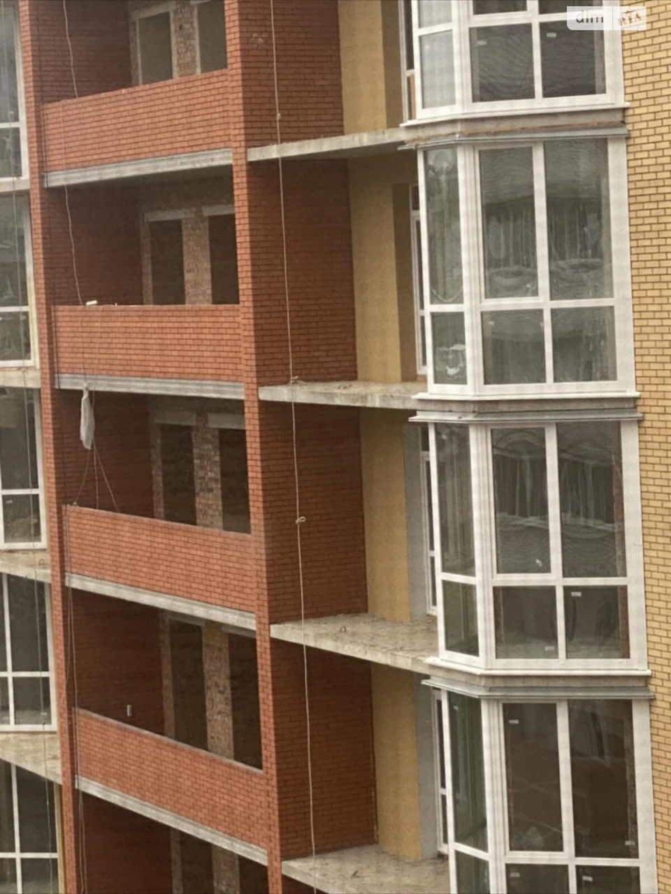 Продаж Квартира Виставка