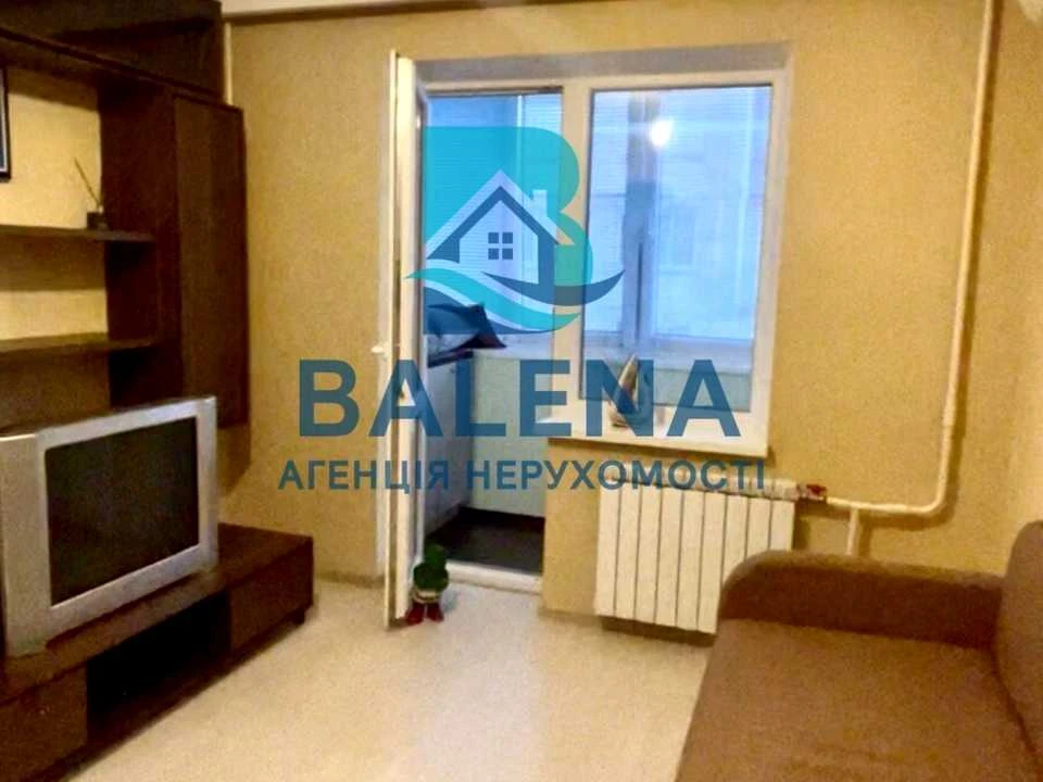Квартира. Київ, Микільсько-Слобідська вул.