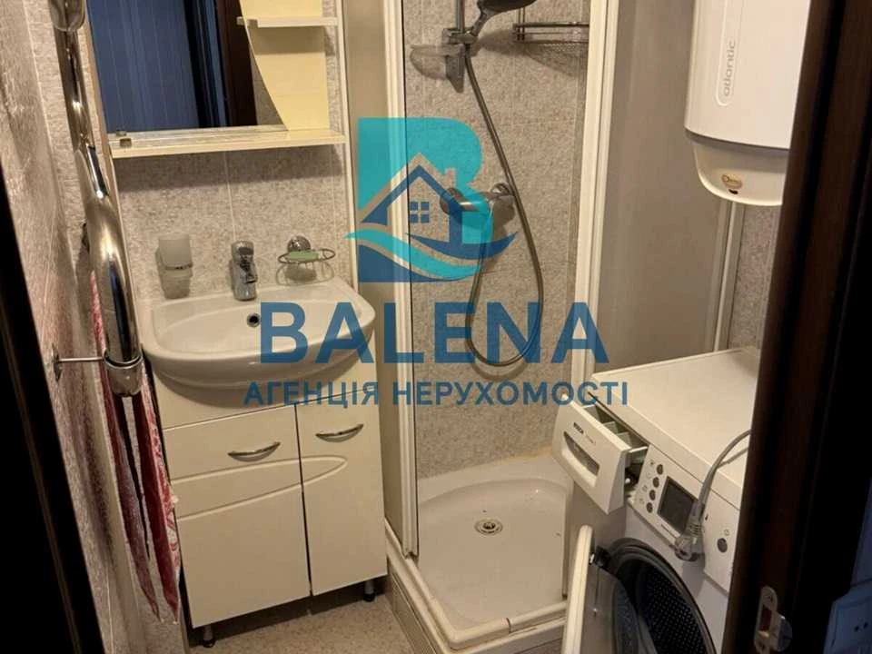 Квартира. Київ, Микільсько-Слобідська вул.