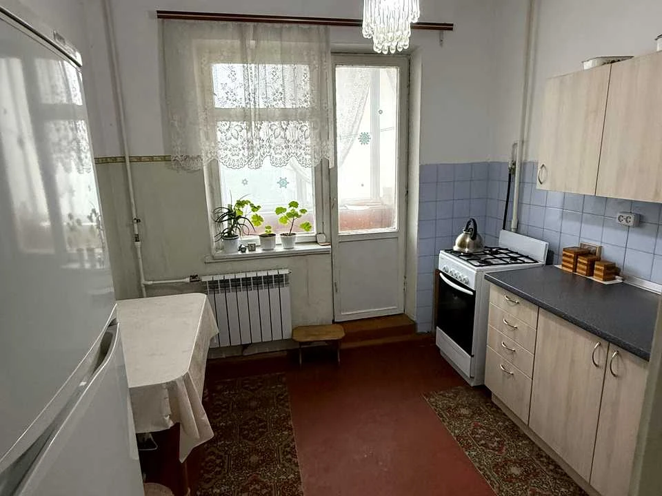 Квартира. Київ, Братства Тарасівців вул.