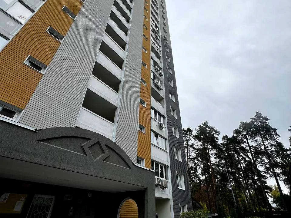 Квартира. Київ, Миколи Вінграновського вул.