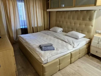 Квартира. Київ, Євгена Коновальця вул.
