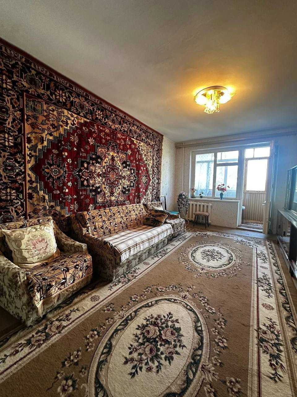 Продам 2к квартиру, Кондратюка