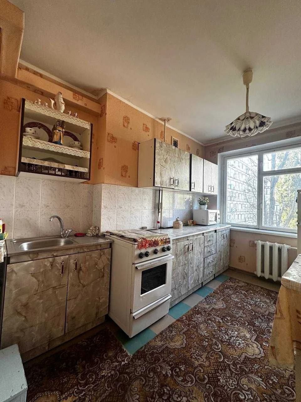 Продам 2к квартиру, Кондратюка