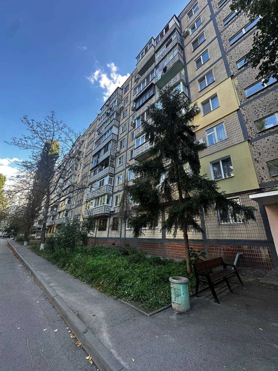 Продам 2к квартиру, Кондратюка