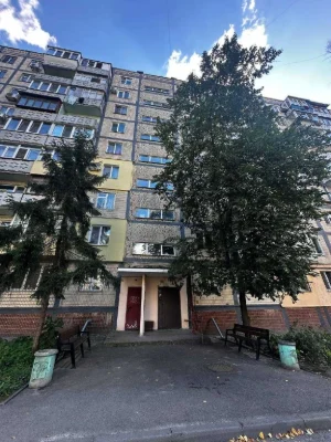 Продам 2к квартиру, Кондратюка