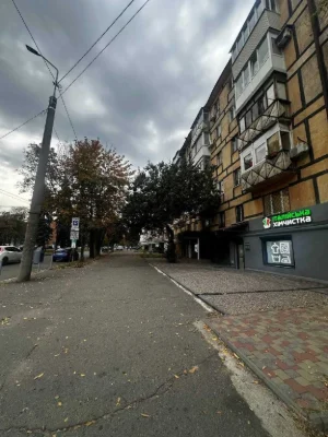 Продам 2к квартиру, проспект Науки