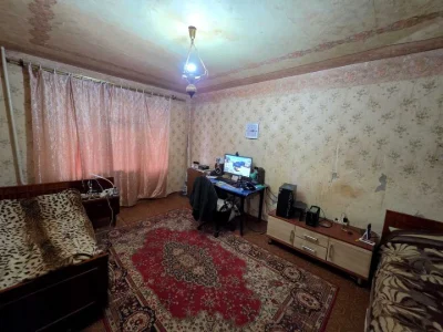 Квартира. Кам'янське, Металургів просп.