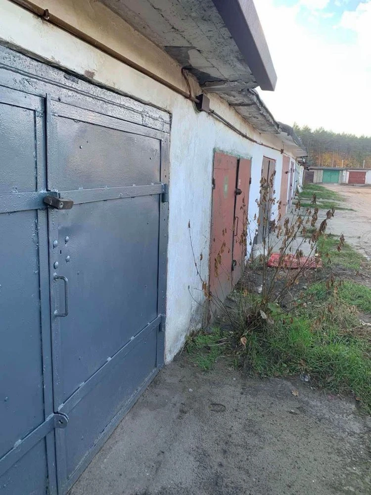 Продажа  гаражу