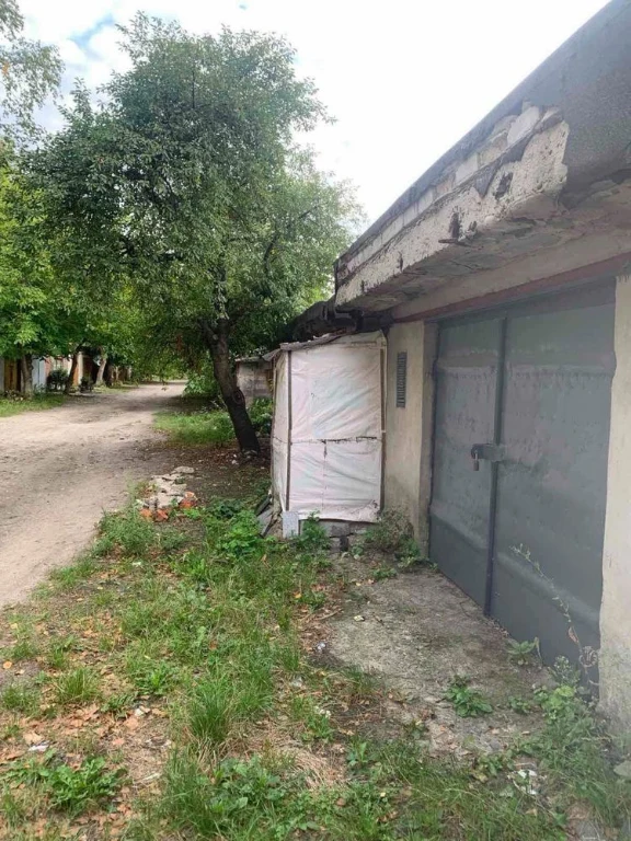 Продажа  гаражу