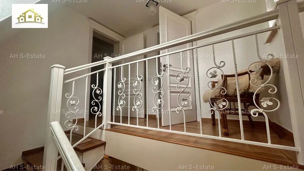 Продам до 70м2 6 соток Бавария. Есть видео