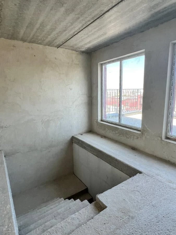 Продаж дворівнева квартира 105 м² з терасою в ЖК «Княгинин»