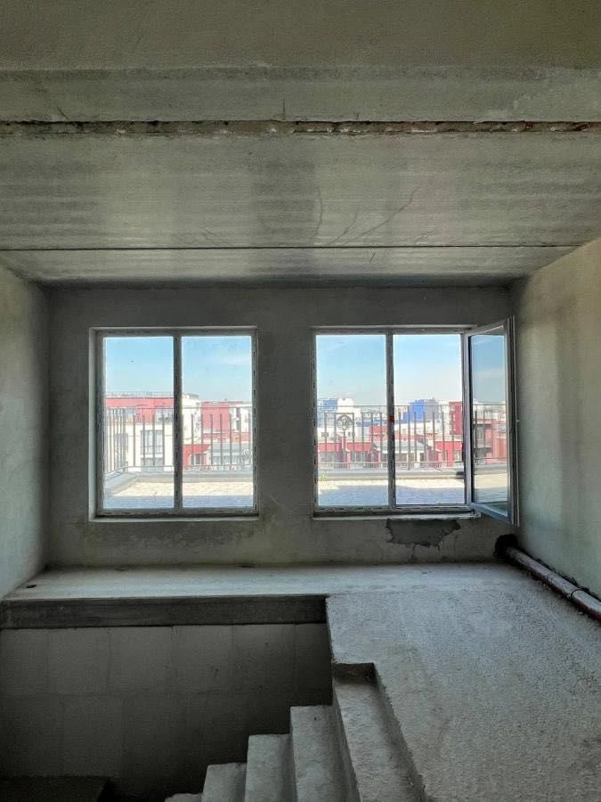 Продаж дворівнева квартира 105 м² з терасою в ЖК «Княгинин»
