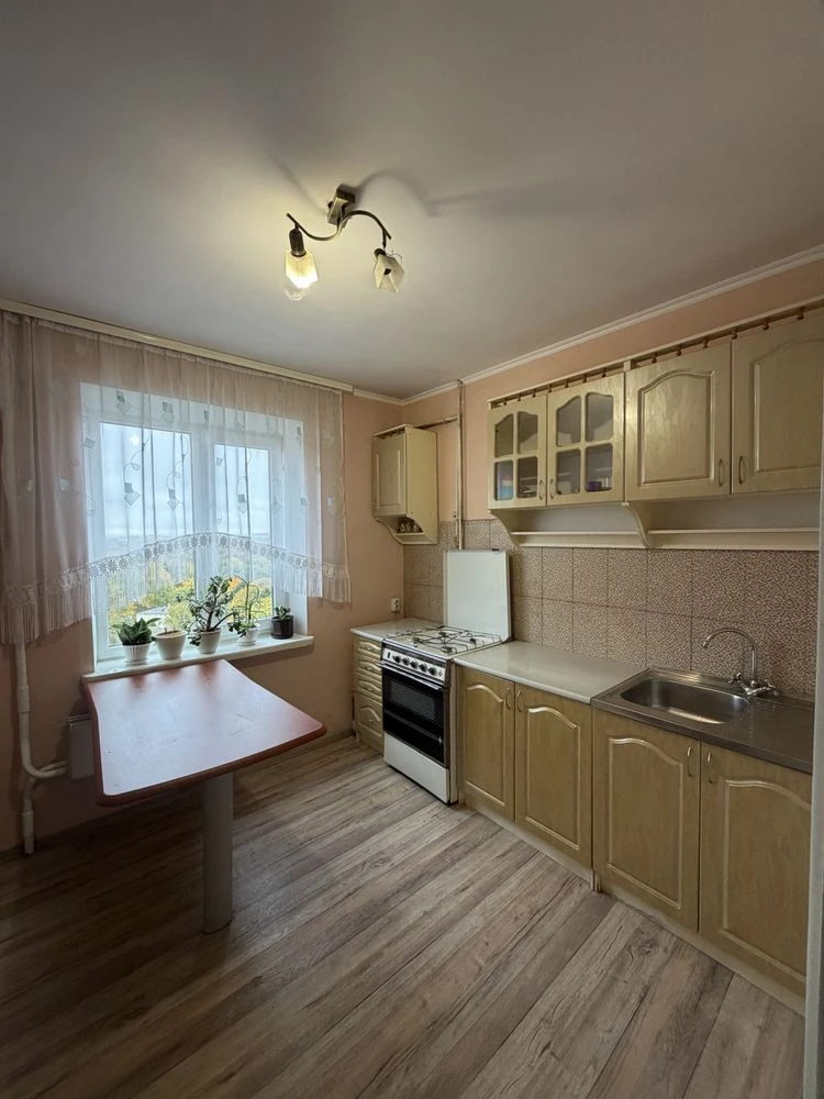Продам 1 кімнатну квартиру