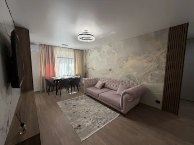 Продаж 3-кімнатної квартири з стильним ремонтом, Ліски (2 КП