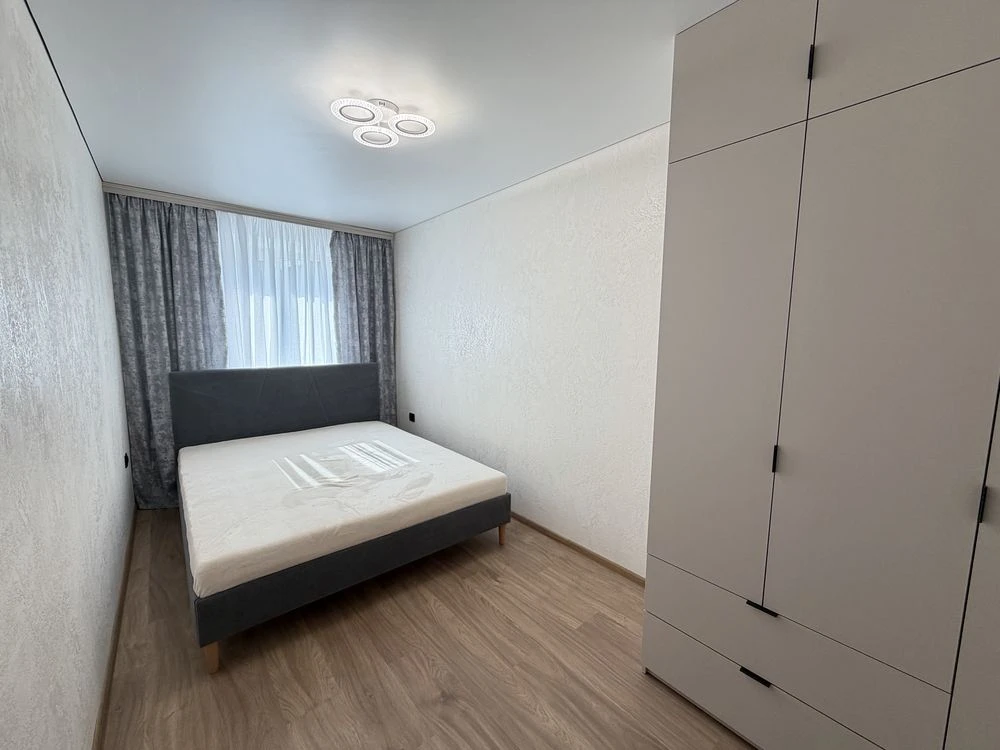Продаж 3-кімнатної квартири з стильним ремонтом, Ліски (2 КП