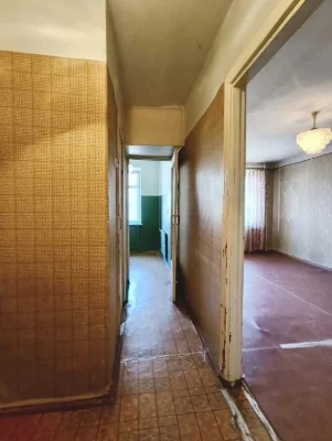 Продаж 1-кімнатної квартири 31 м2 по Левка Лук'яненка, р-н Е