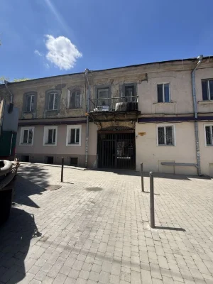 Подается 1 ком квартра на Гимназической.