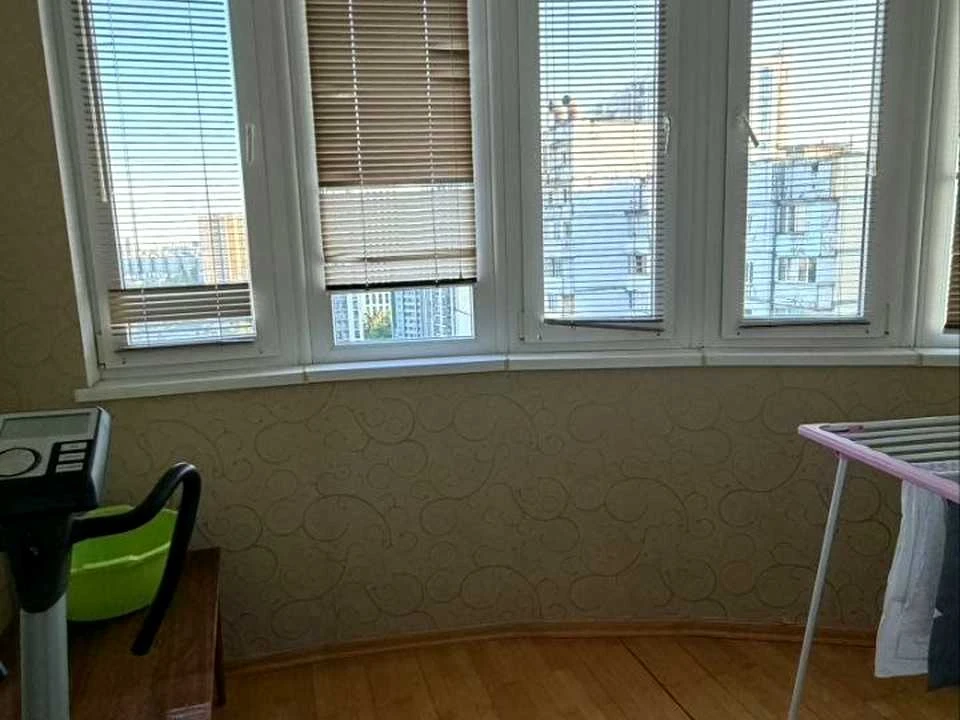 Квартира. Київ, Миропільська вул.