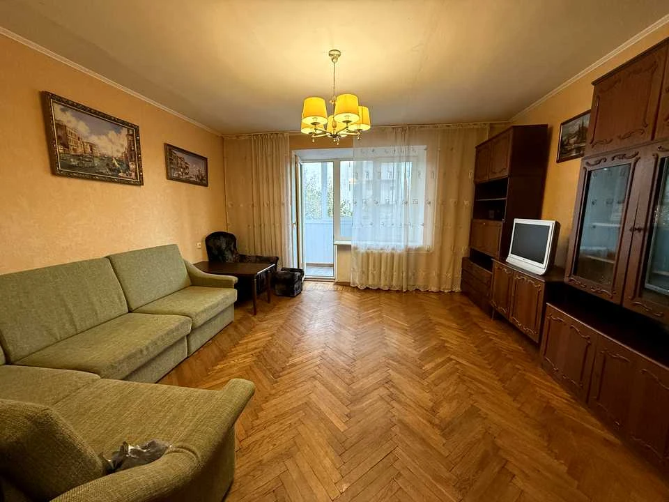 Квартира. Київ, Берестейський просп.