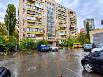 Квартира. Київ, Коперника вул.