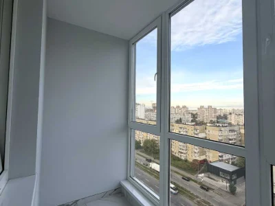 Квартира. Київ, Ревуцького вул.