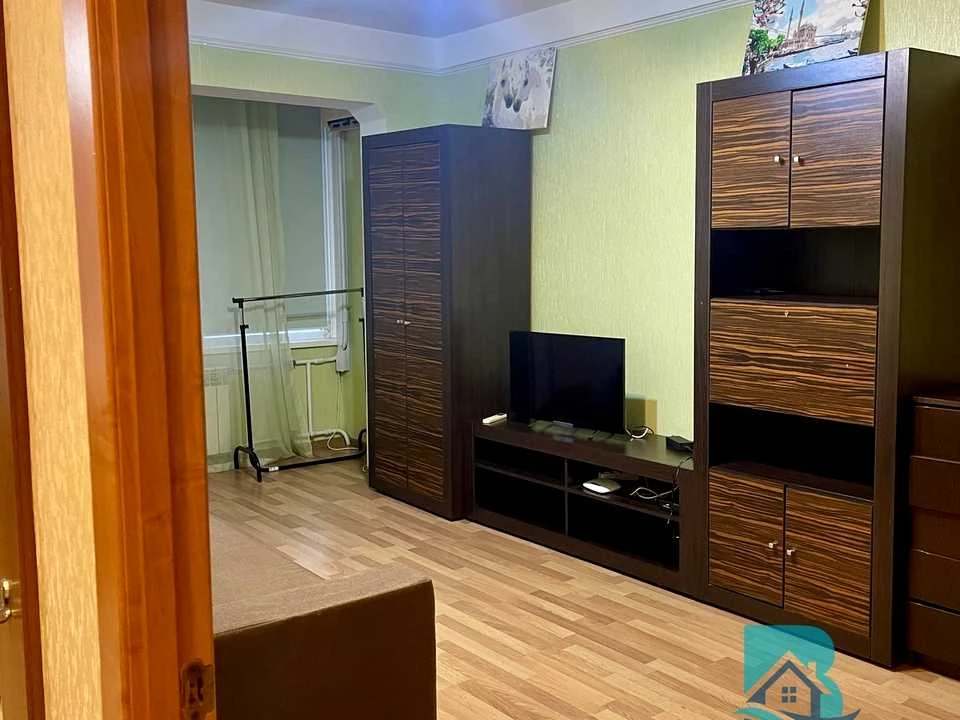 Квартира. Київ, Микільсько-Слобідська вул.