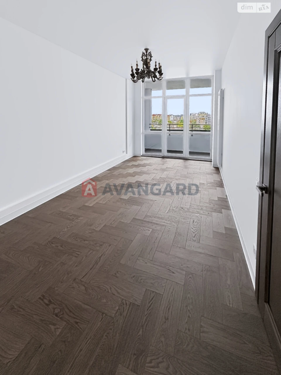 For sale Apartment Zaliznychny