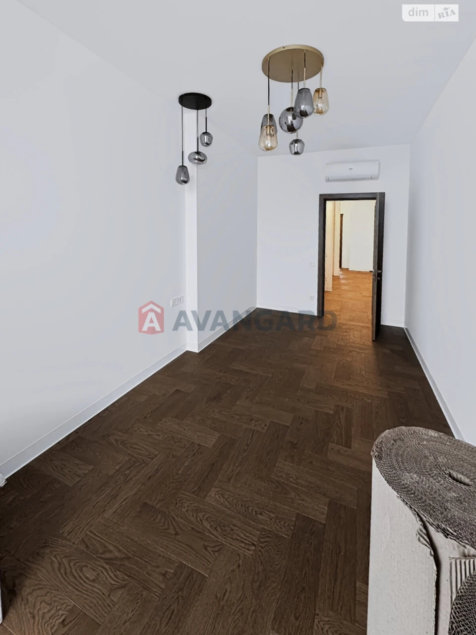 For sale Apartment Zaliznychny