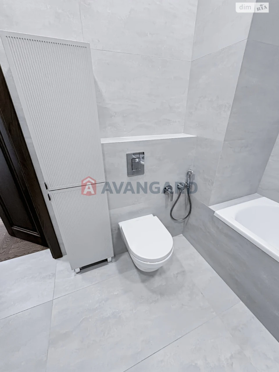 For sale Apartment Zaliznychny