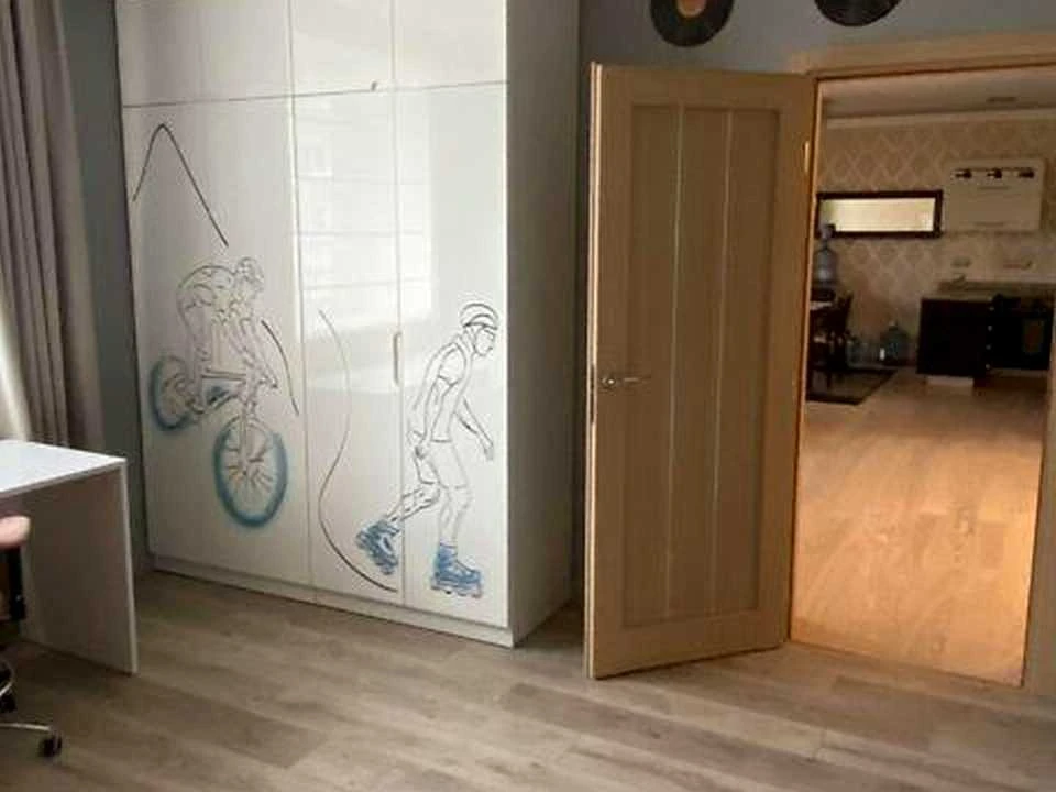 Квартира. Київ, Голосіївська вул.