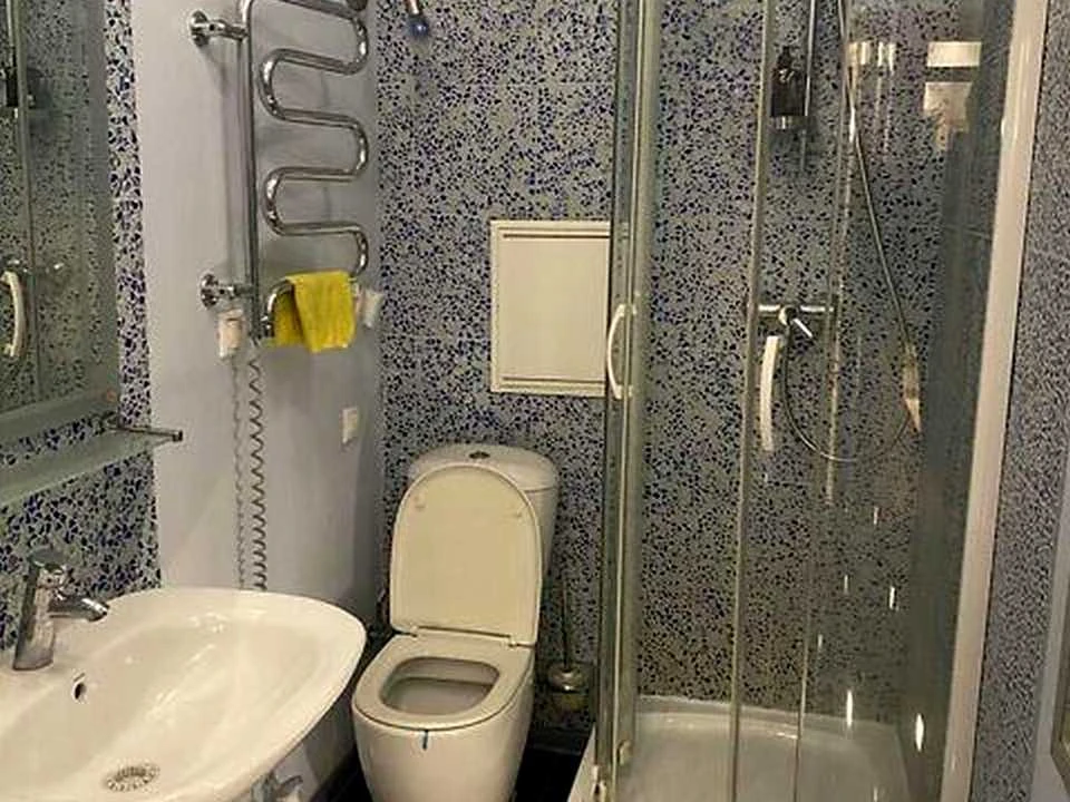 Квартира. Київ, Голосіївська вул.
